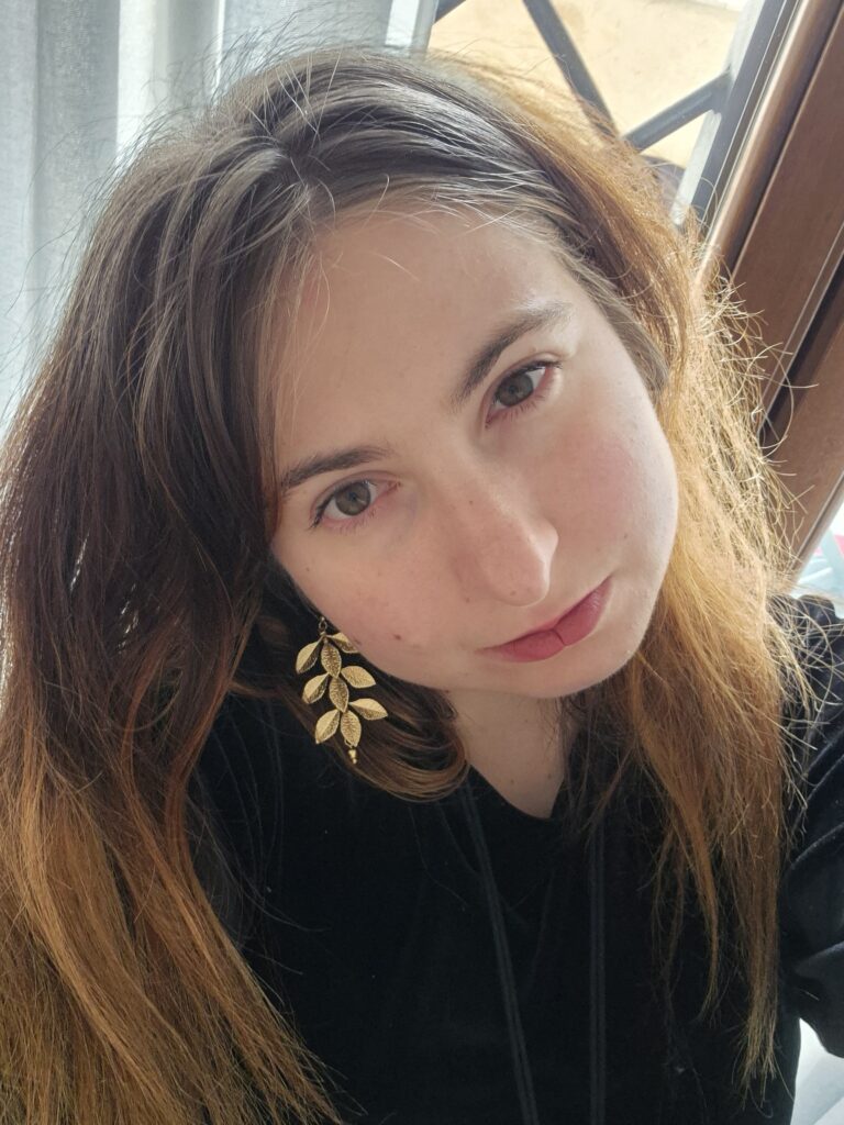 liriche di scena - Corinne Vosa, foto profilo About Me